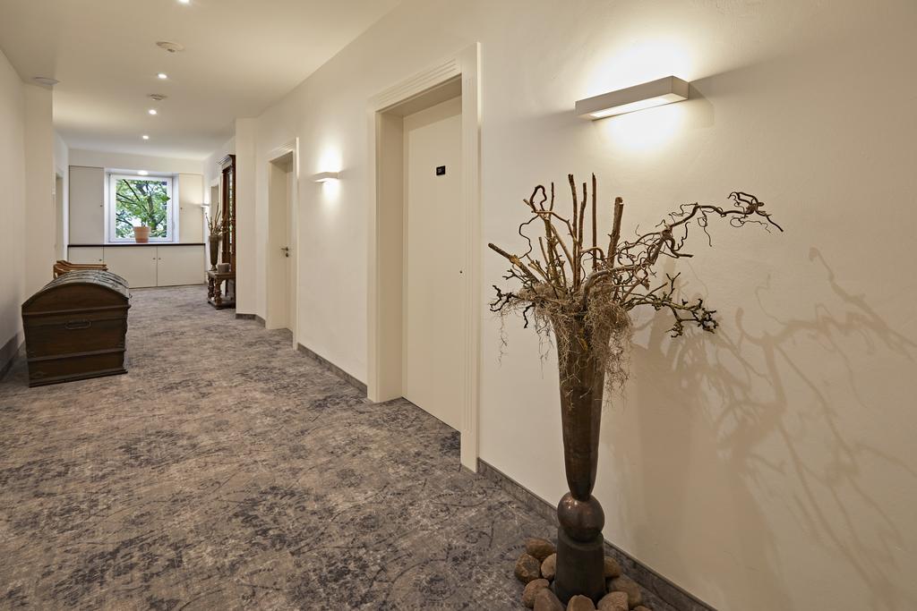 Rheda-Wiedenbrück Hotel Zur Wartburg מראה חיצוני תמונה